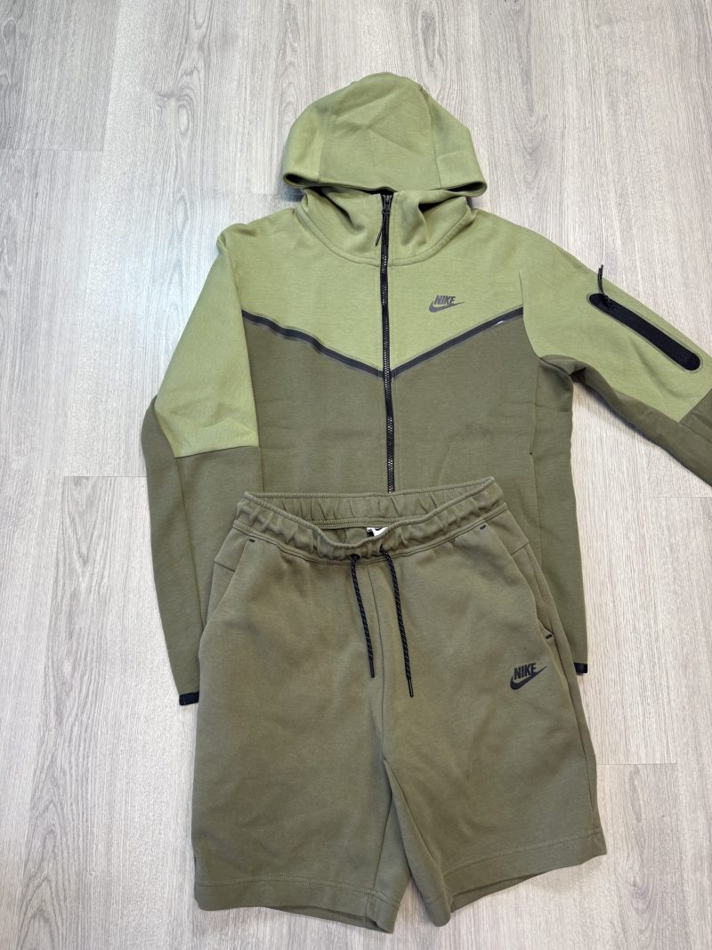 Nike Tech Fleece KOMPLET 2021 (S)