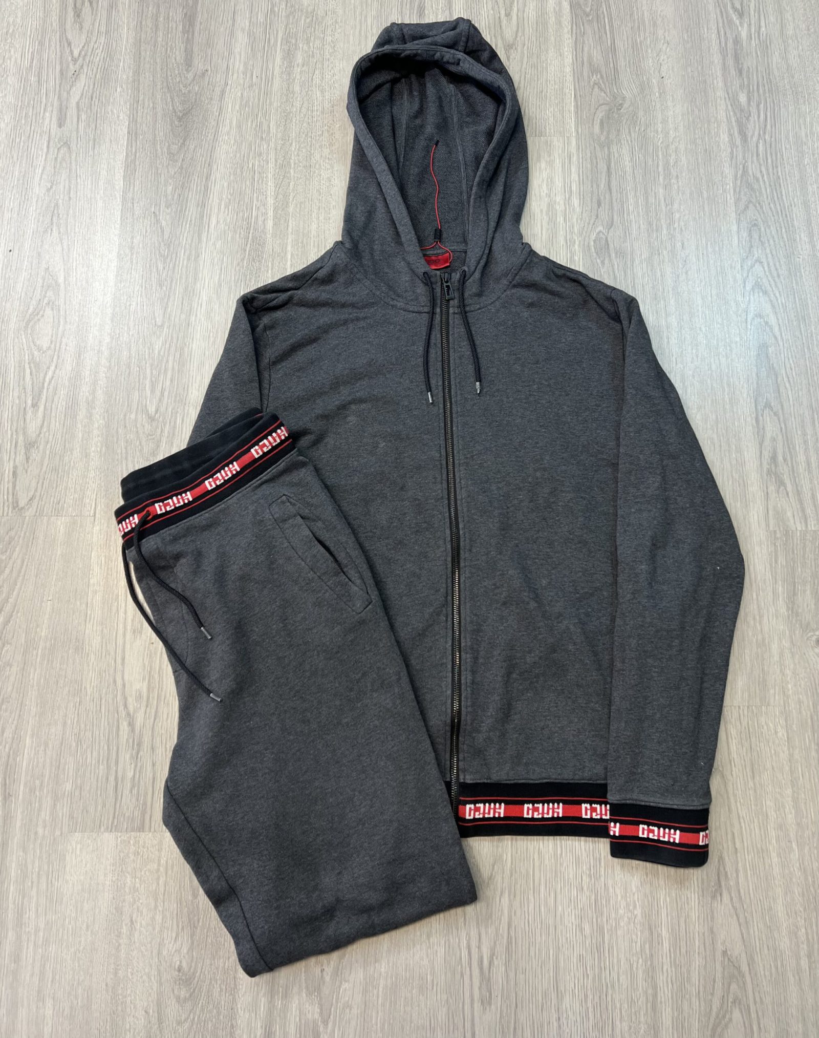 Hugo Boss KOMPLET (L)
