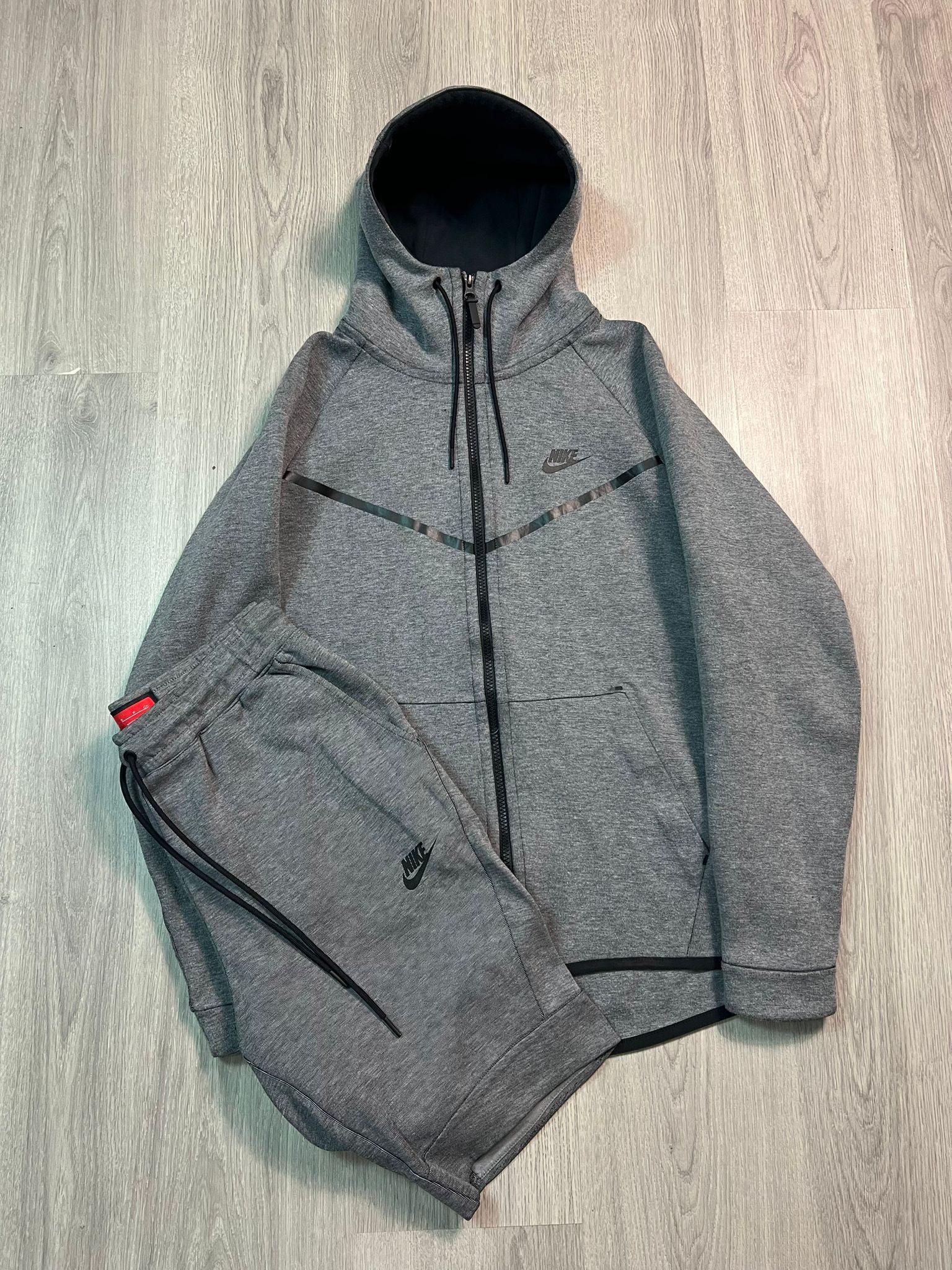 Nike Tech Fleece KOMPLET (S)