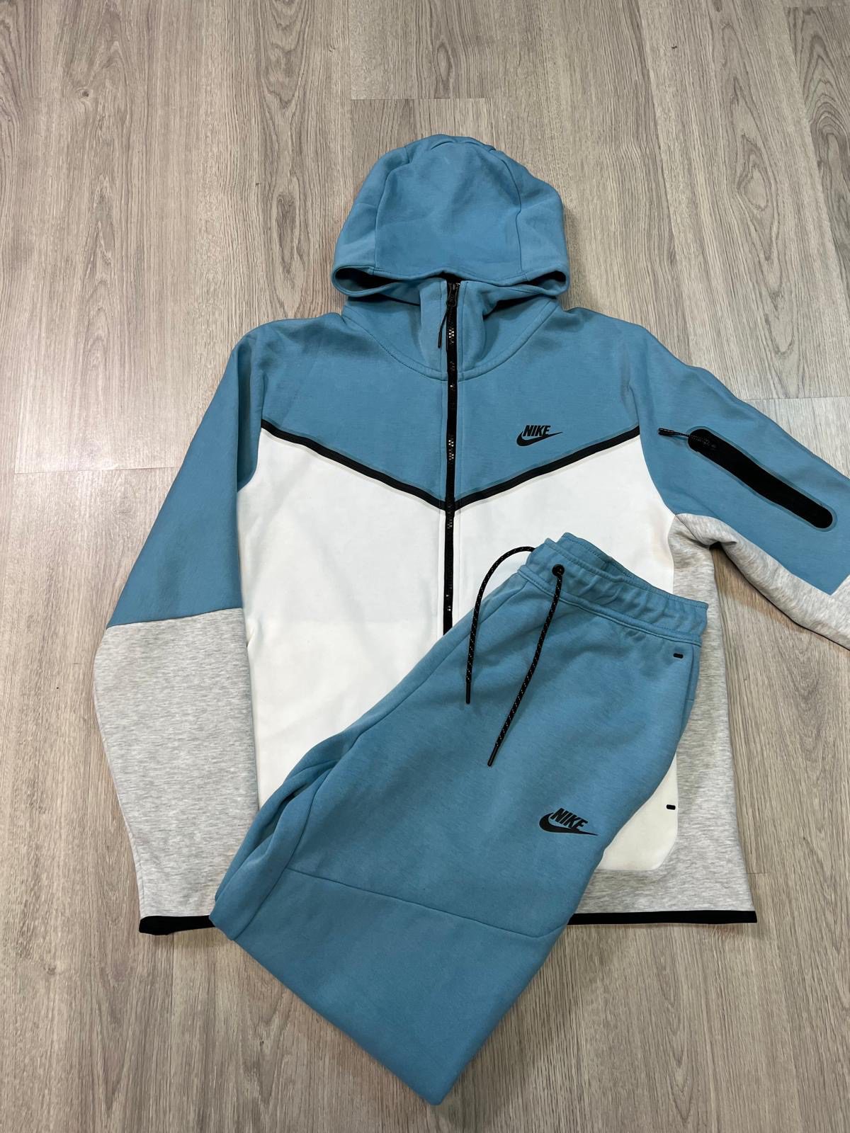 Nike Tech Fleece 2021 KOMPLET (S/L)