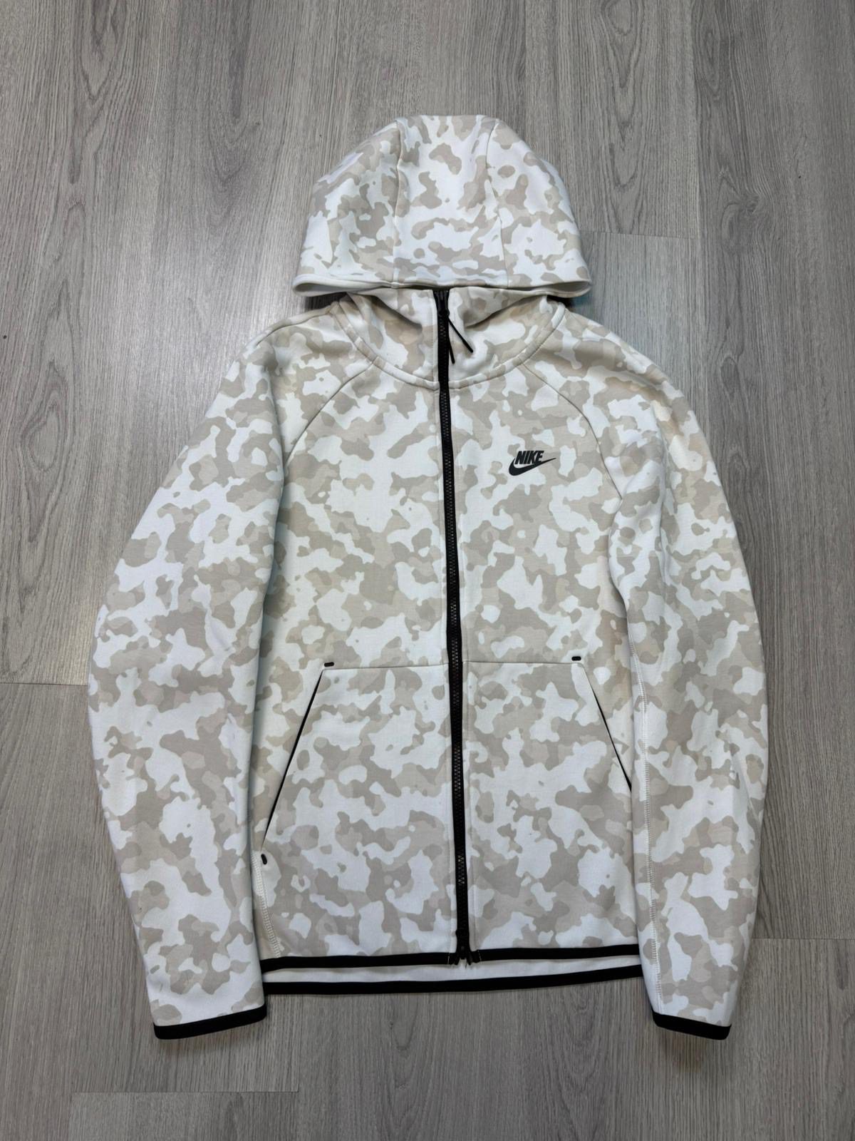 Nike Tech Fleece Camo (XS/S/M/L/XL)