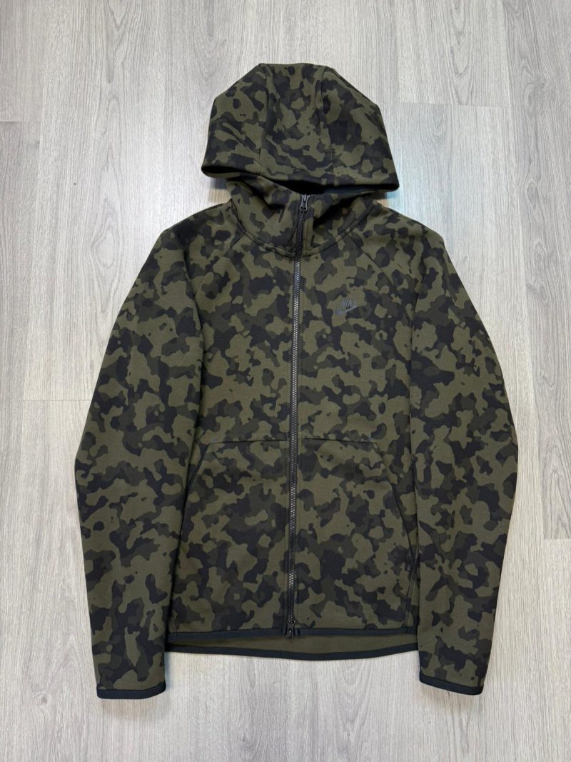 Nike Tech Fleece Camo (XS/S/M/L)