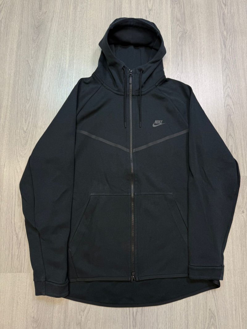 Nike Tech Fleece (S/M/XL)