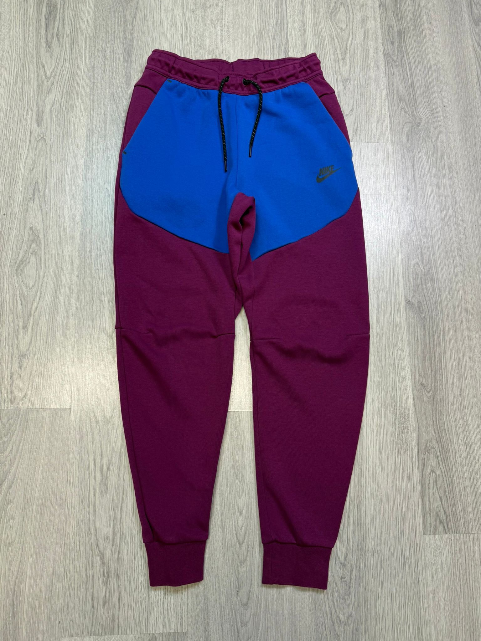 Nike Tech Fleece 2021 (S)