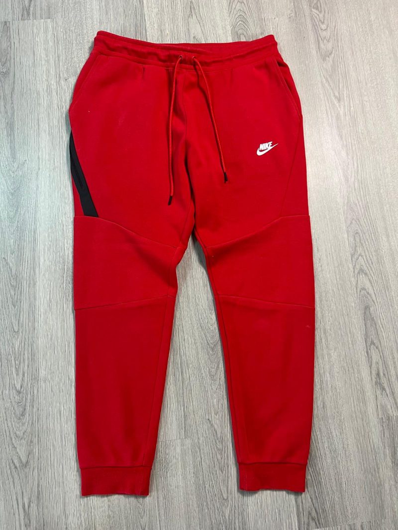 Nike Tech Fleece (XL)