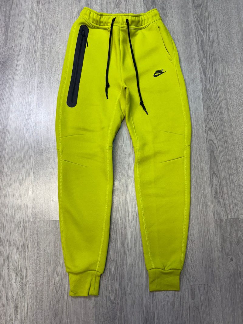Nike Tech Fleece 2023 (XS)