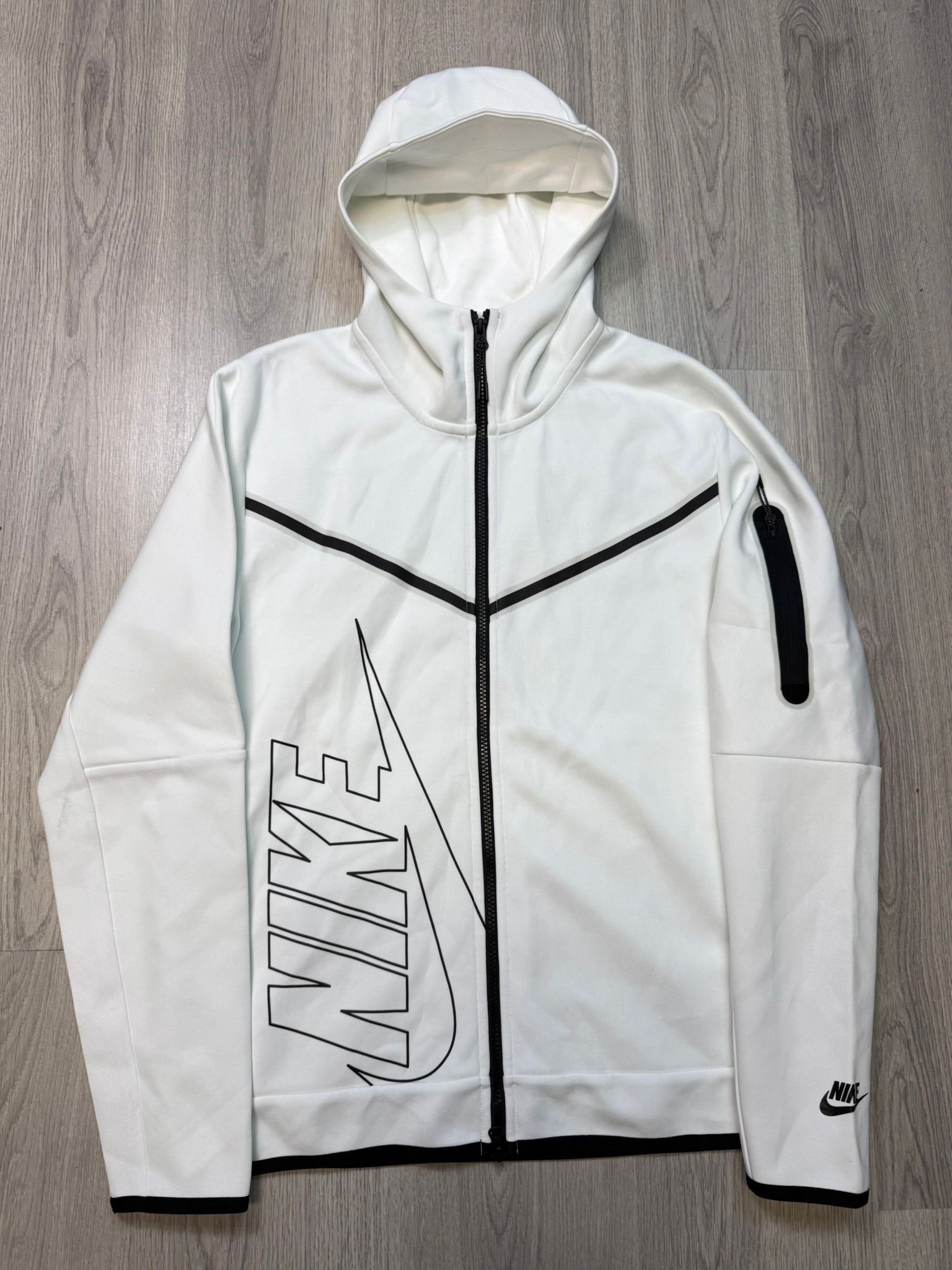 Nike Tech Fleece 2021 (M)
