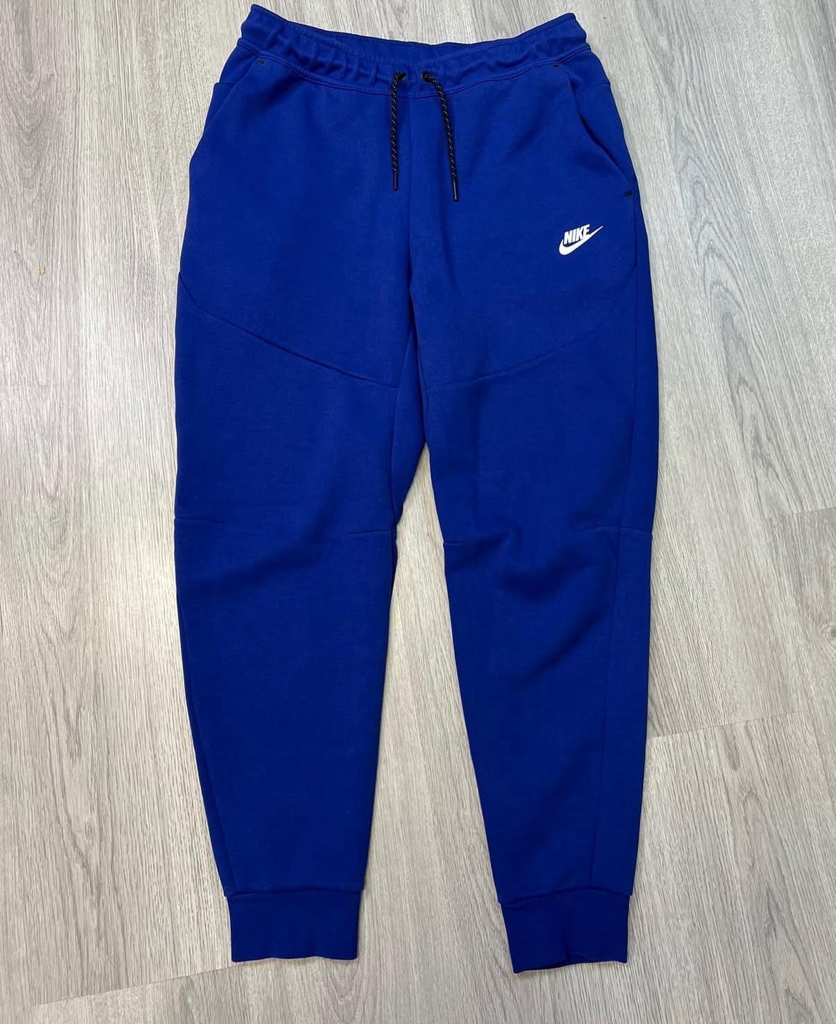 Nike Tech Fleece 2021 (XS/S/M)