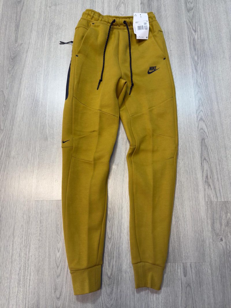 Nike Tech Fleece 2025 (XS)