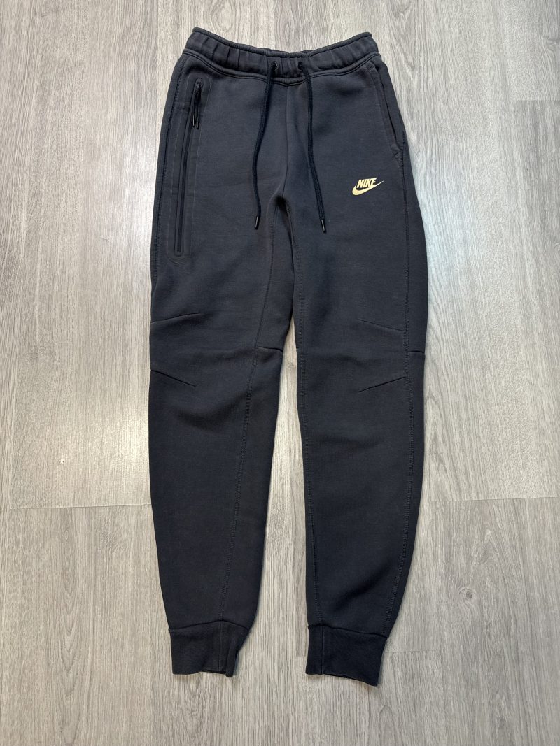 Nike Tech Fleece 2023 (XS/S/L)
