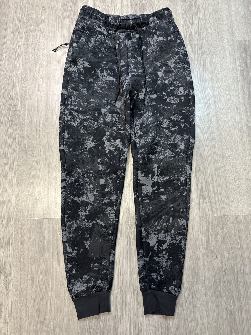 Nike Tech Fleece Camo 2025 (S)
