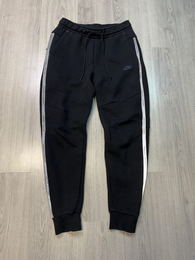 Nike Tech Fleece Reflective 2025 (XS/S/L)