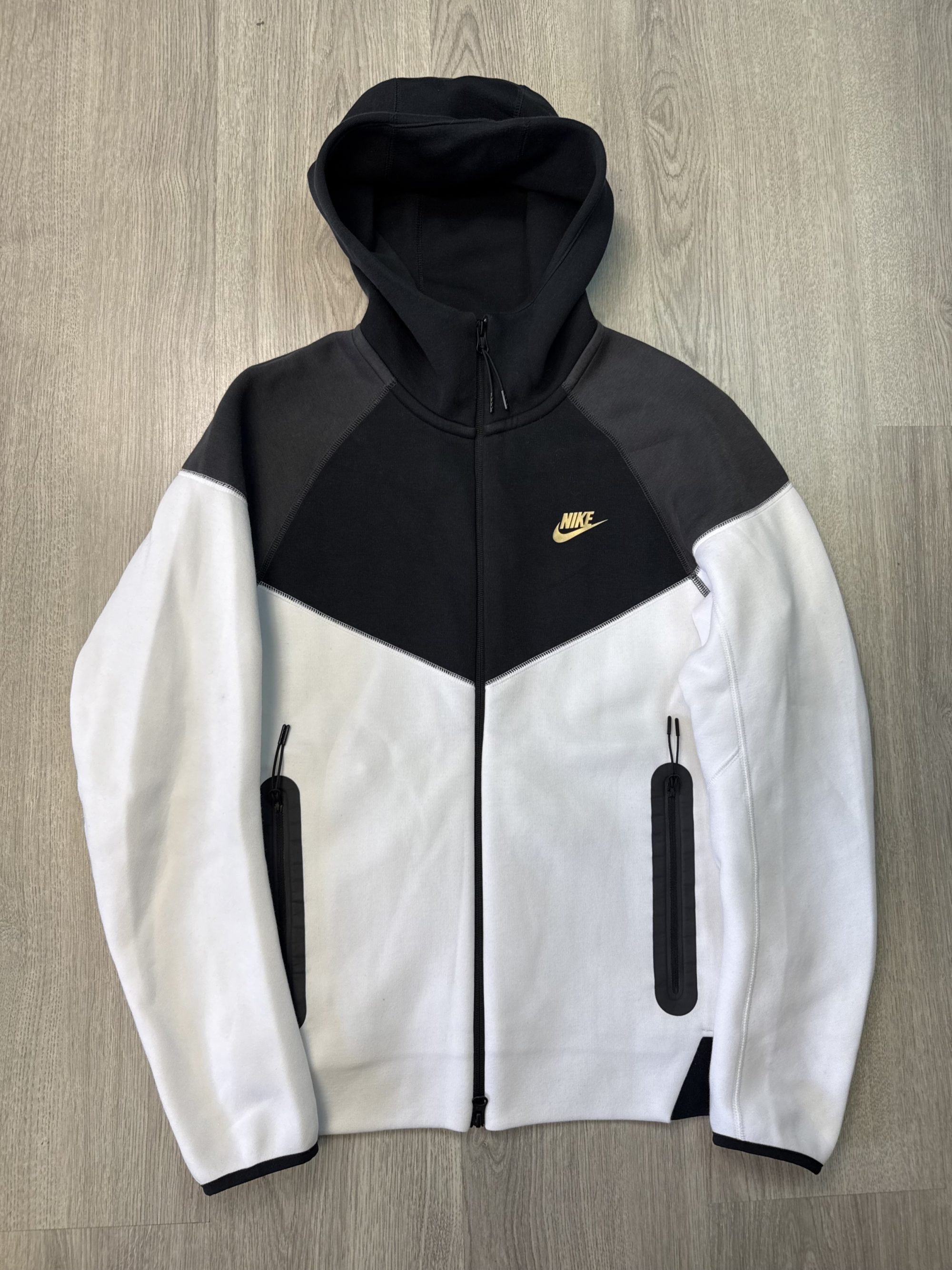 Nike Tech Fleece 2023 (S)