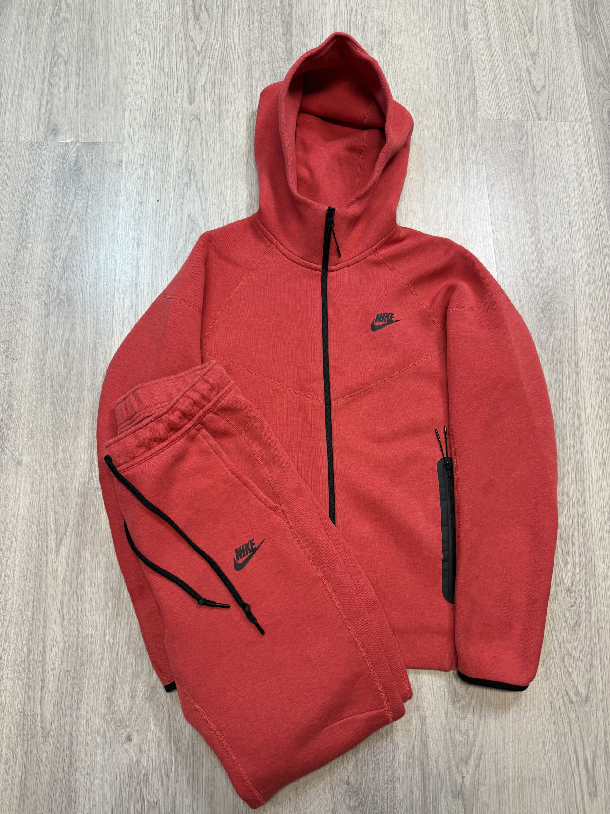 Nike Tech Fleece KOMPLET 2023 (XS/S/M/L/XL)