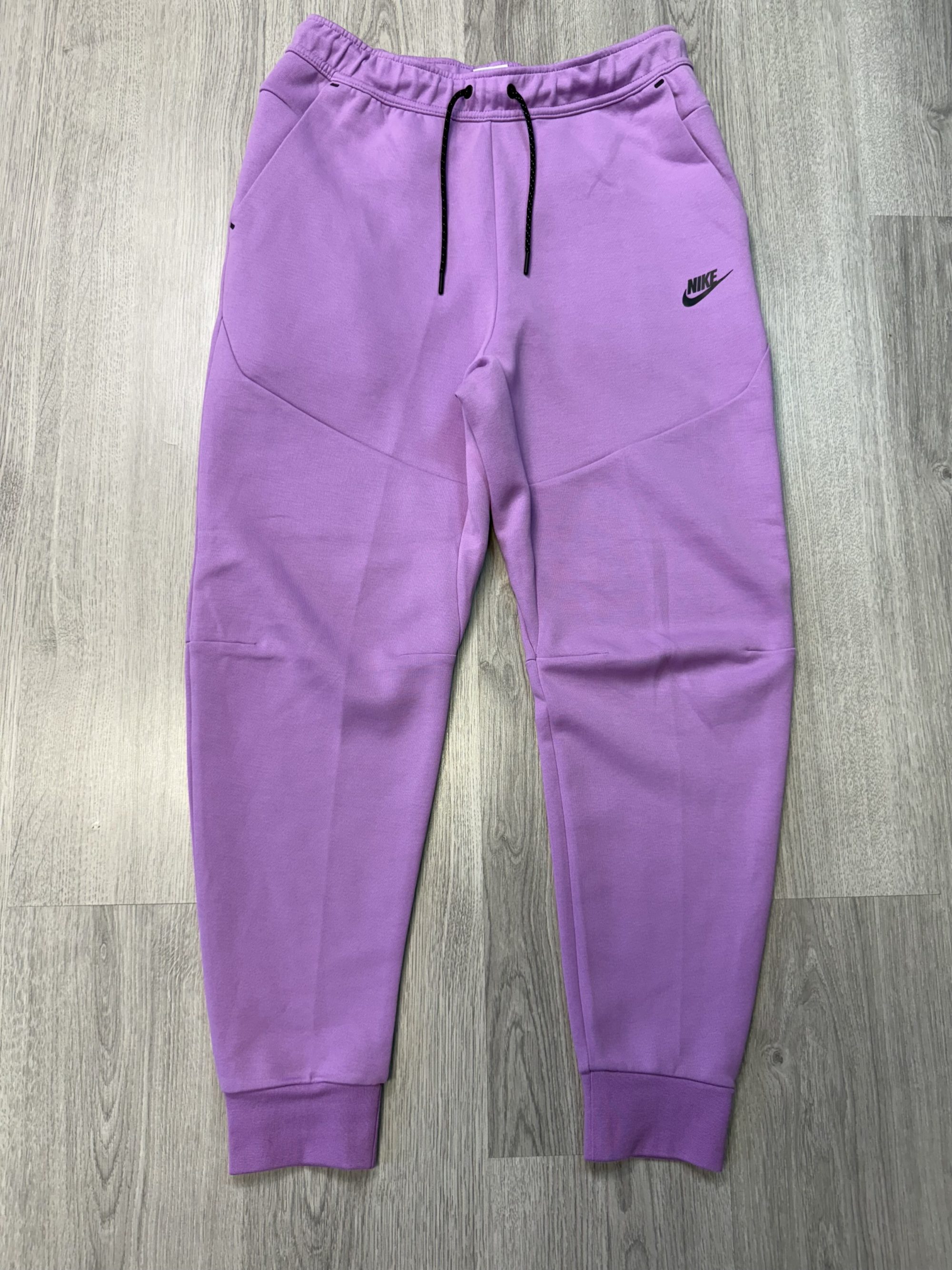 Nike Tech Fleece 2021 (M)
