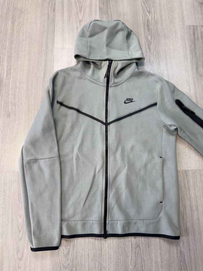 Nike Tech Fleece 2021 (M)