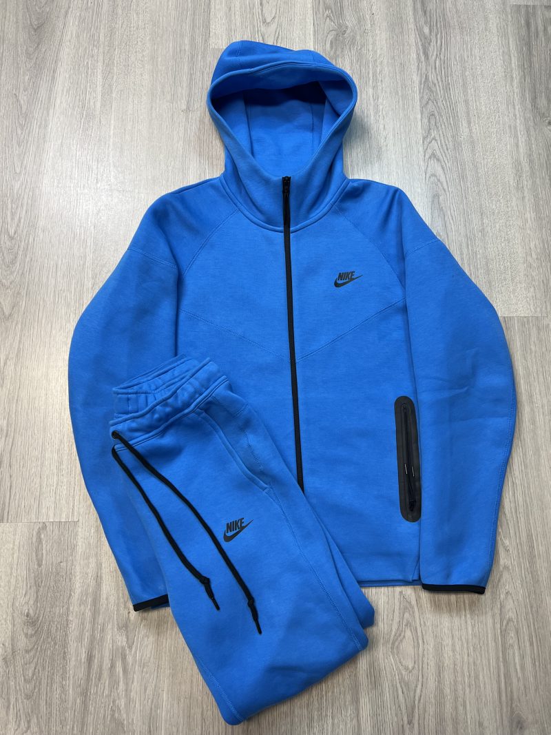 Nike Tech Fleece KOMPLET 2023 (XS/S/M/L)