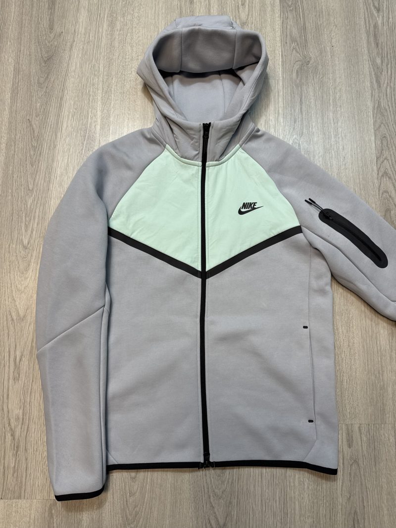 Nike Tech Fleece Hybrid 2025 (S/M/XL)