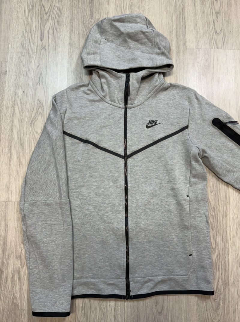 Nike Tech Fleece 2021 (XS/S/M/L/XL)