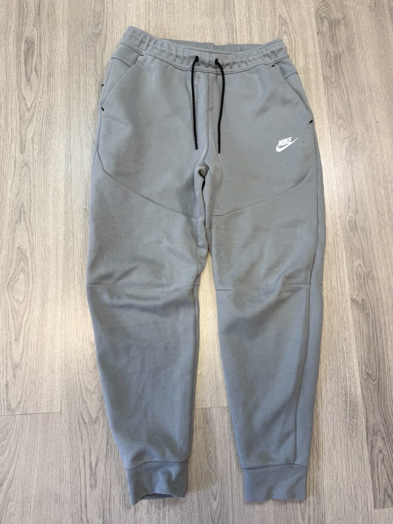Nike Tech Fleece 2021 (XS/S/L/XL)