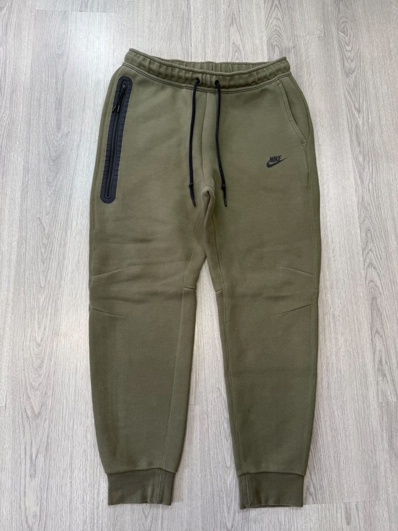 Nike Tech Fleece 2023 (XS/S/XL)