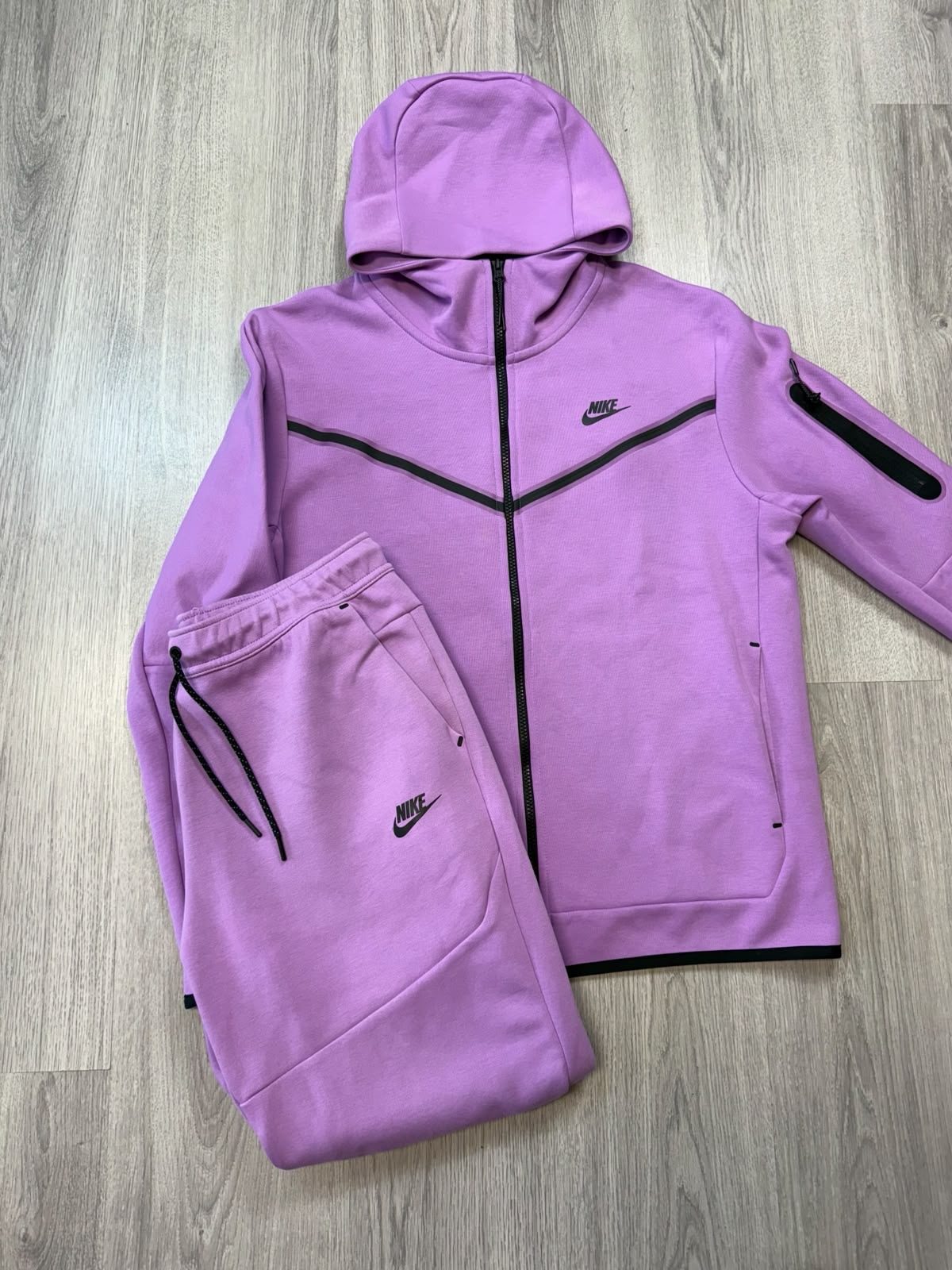 Nike Tech Fleece KOMPLET 2021 (S/M)