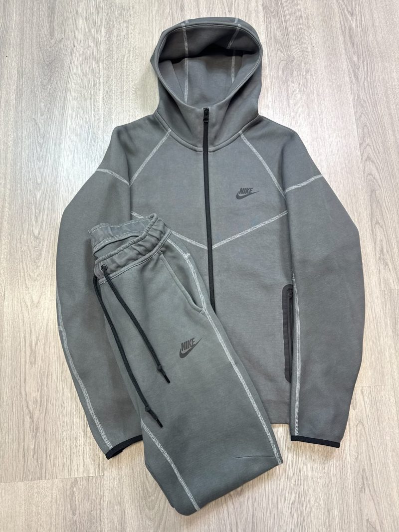 Nike Tech Fleece 2023 KOMPLET (XS-S)