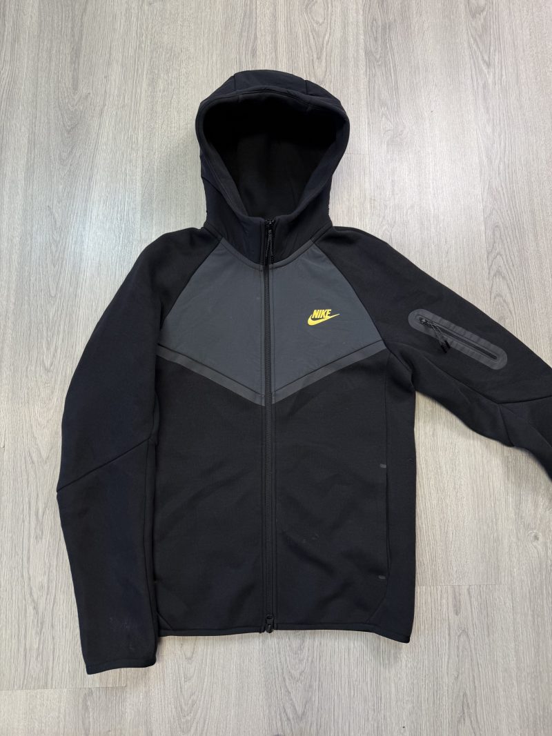 Nike Tech Fleece Hybrid 2025 (XS/S/L)
