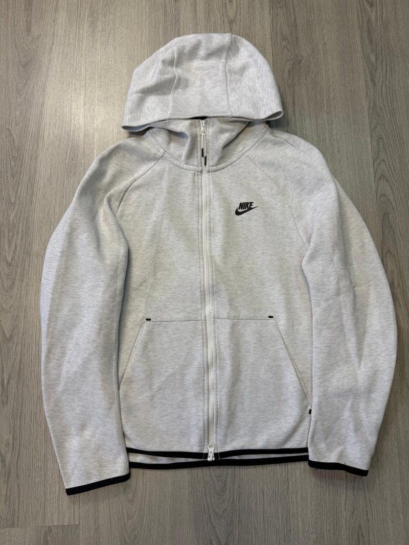 Nike Tech Fleece (S)