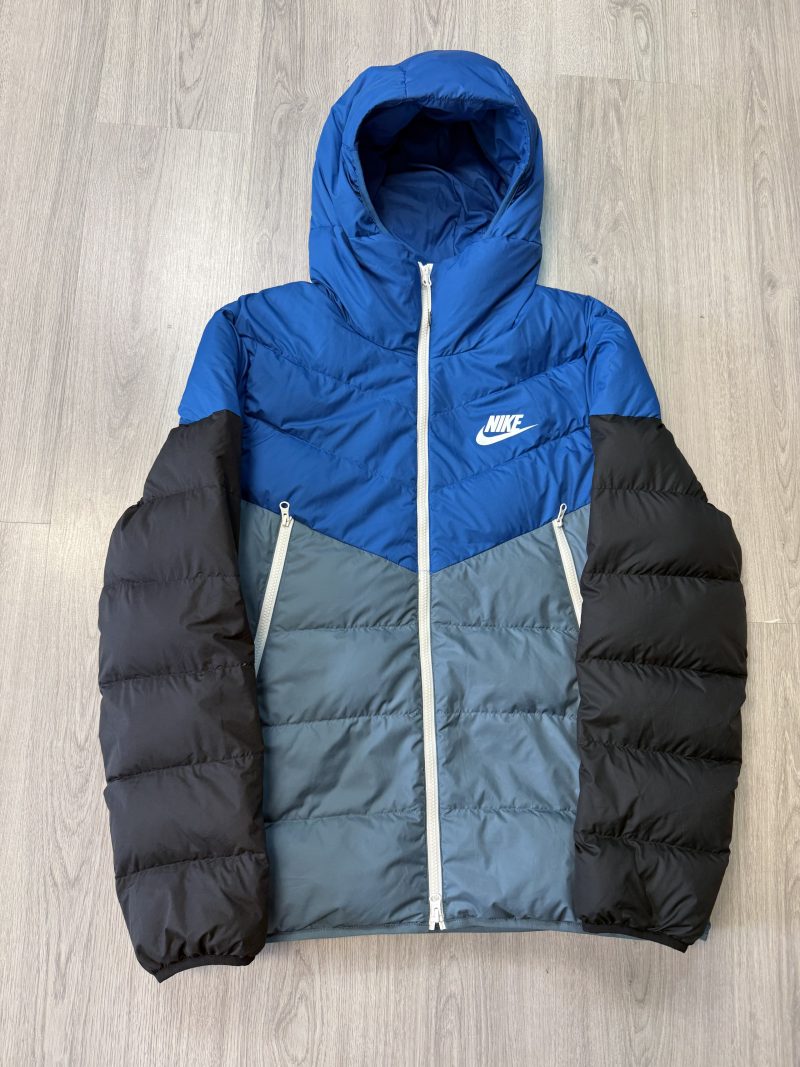 Nike DownFill Jakna (XL)