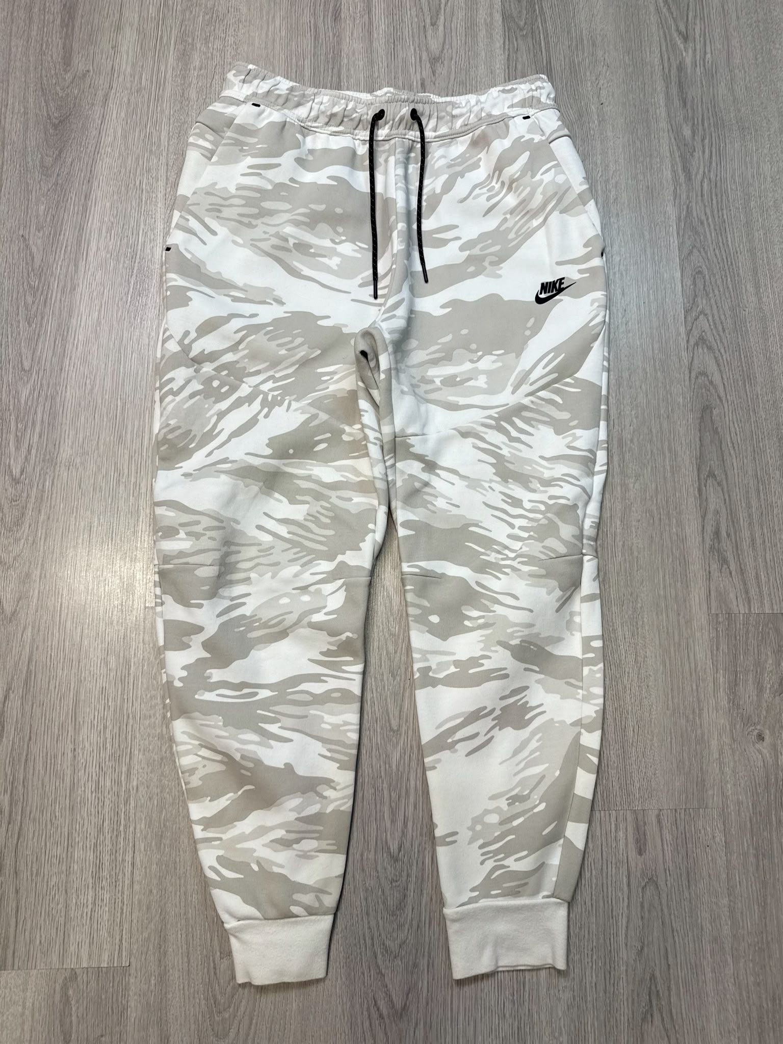 Nike Tech Fleece Camo 2021 (S)