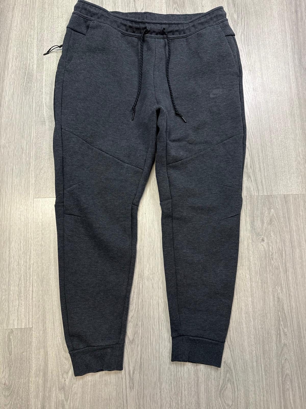 Nike Tech Fleece 2025 (XL)