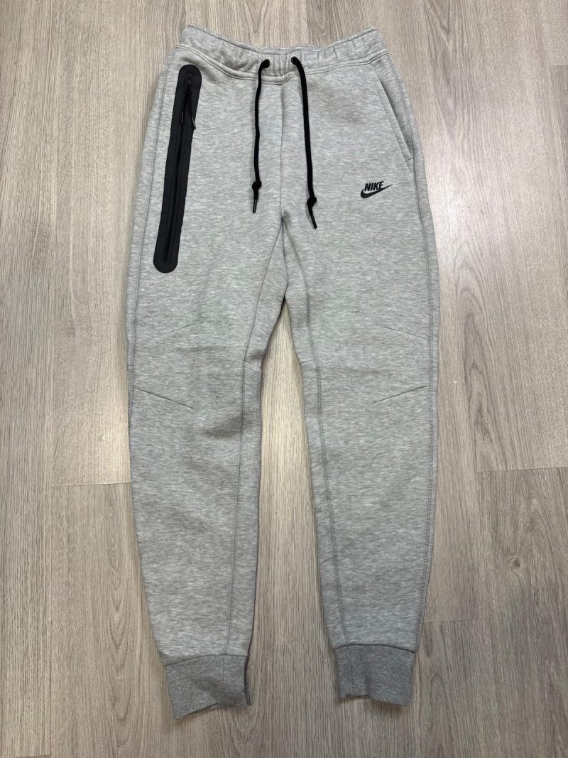 Nike Tech Fleece 2023 (XS)