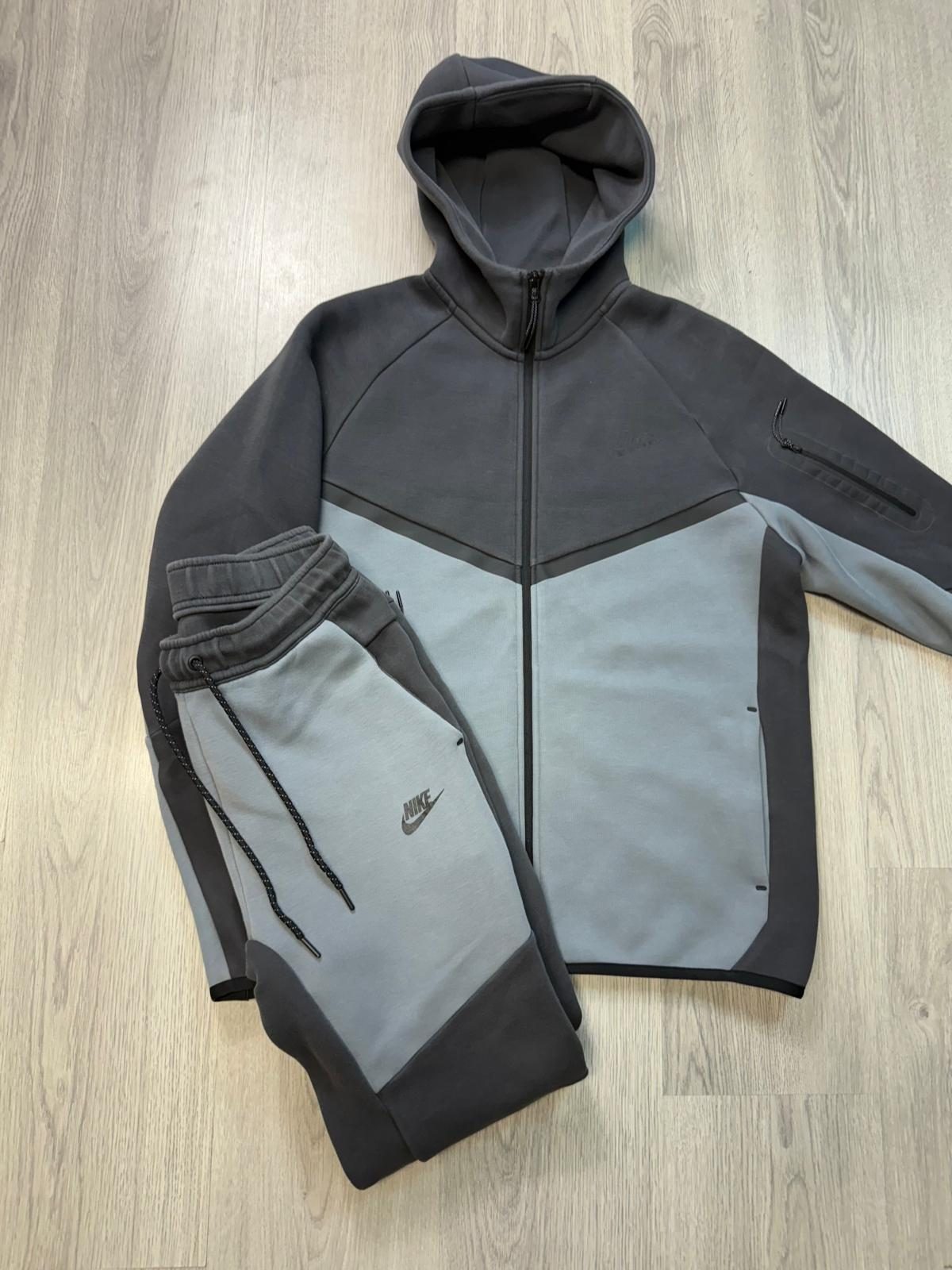 Nike Tech Fleece 2025 KOMPLET (M)