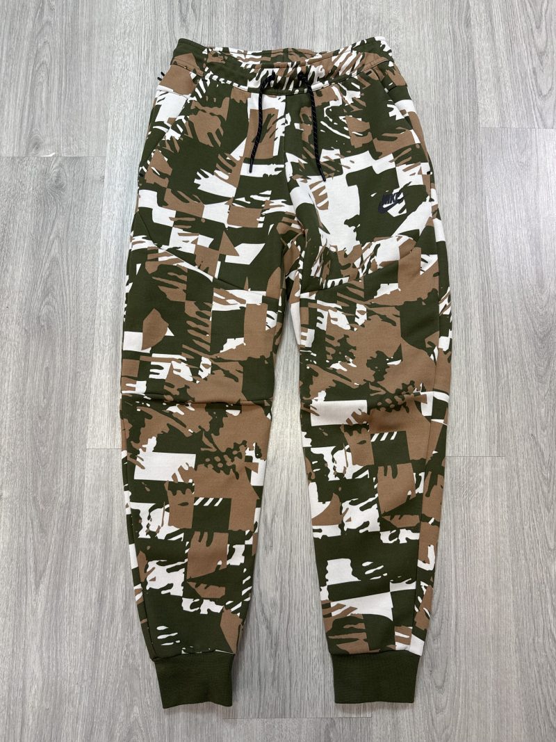 Nike Tech Fleece Camo 2021 (XS)